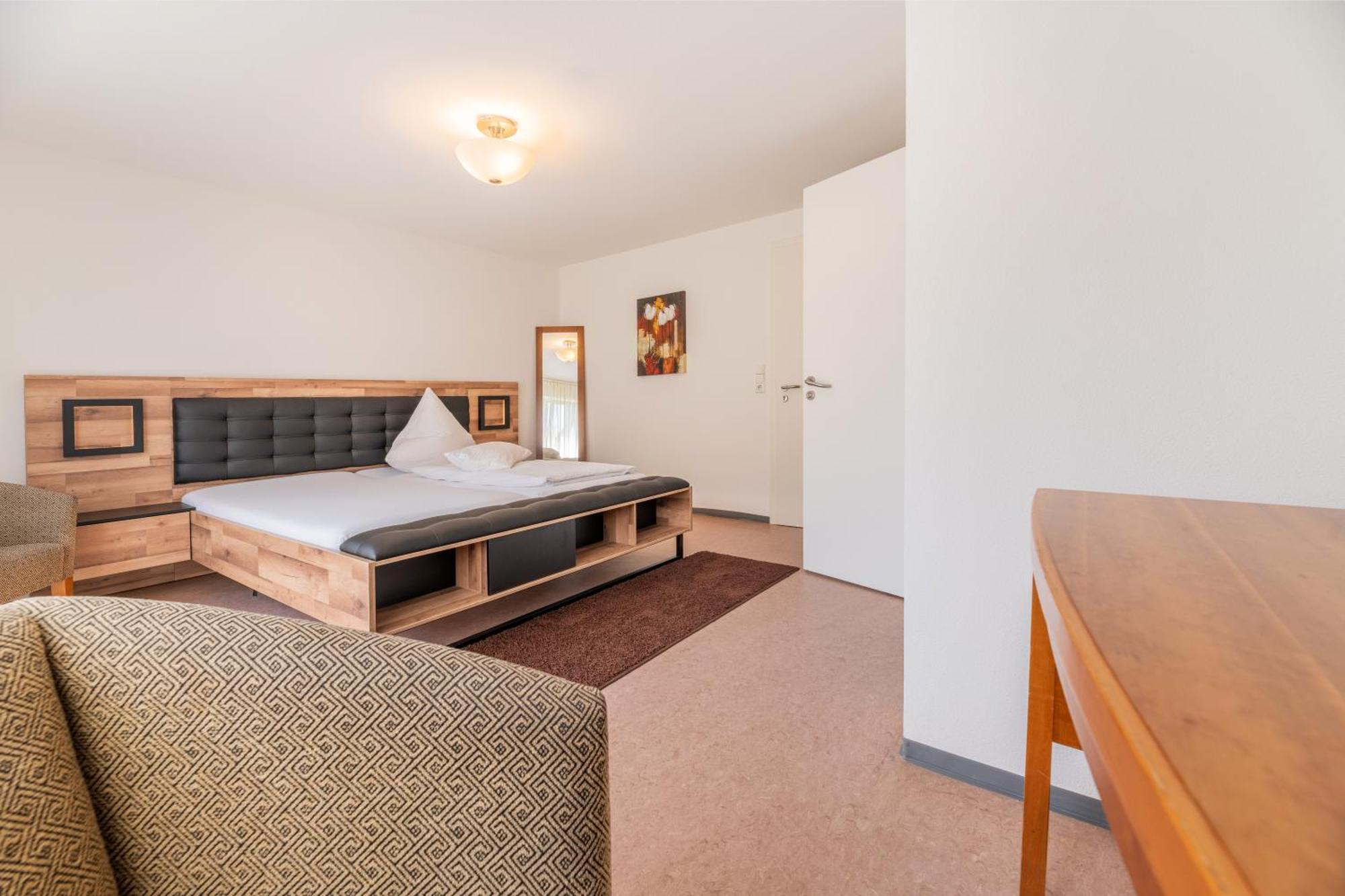 Hotel Am Kirchplatz اوبرلنغن المظهر الخارجي الصورة